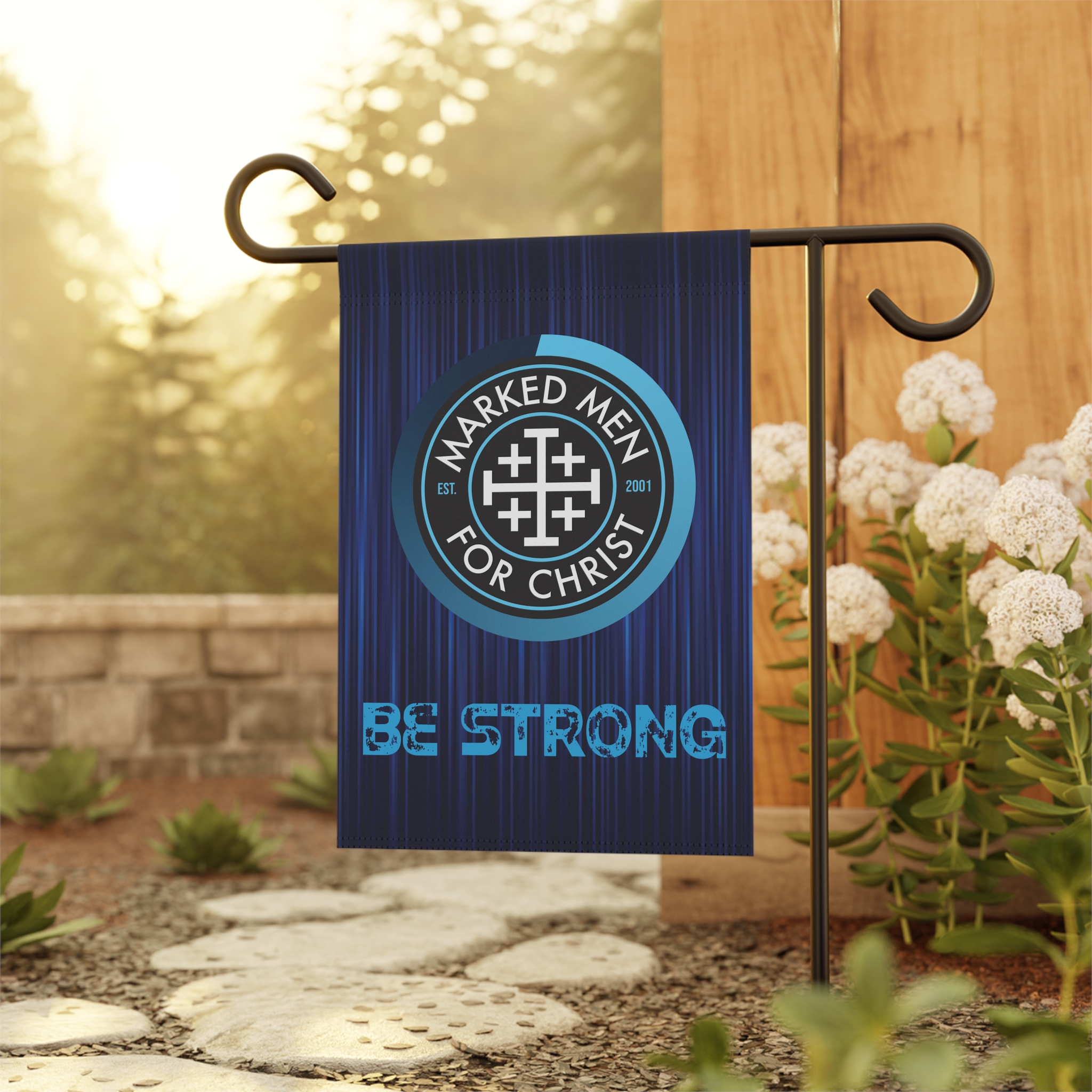 "BE STRONG" Garden & House Banner - Image 4